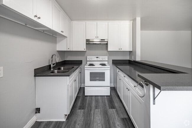 1BR 1BA - Kitchen
