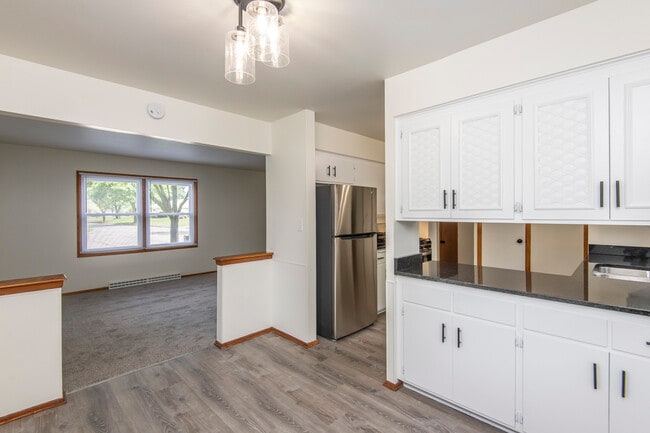 Photo - 2623 N 122nd St