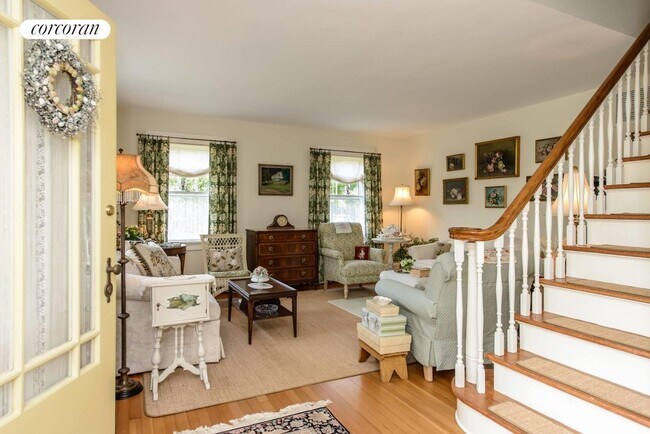 Photo - 201 Upper 7 Ponds Rd