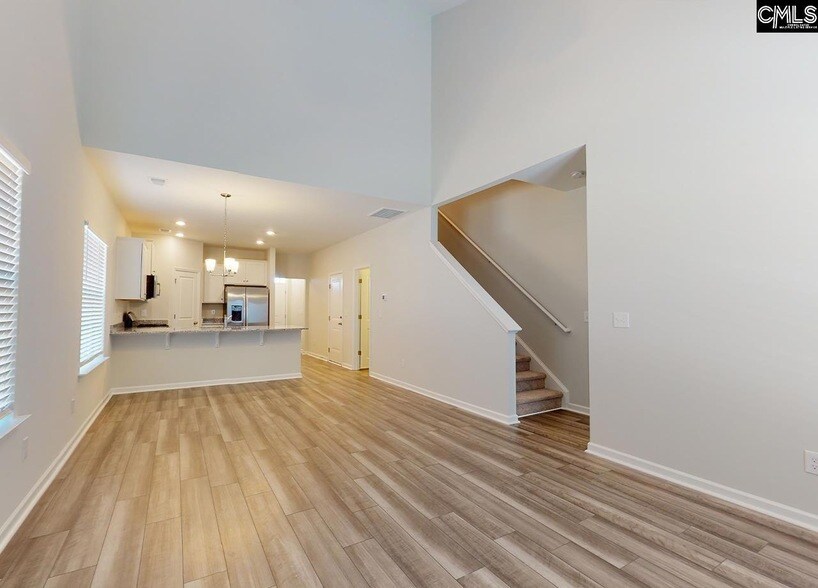 Photo - 1102 Semoran Wy