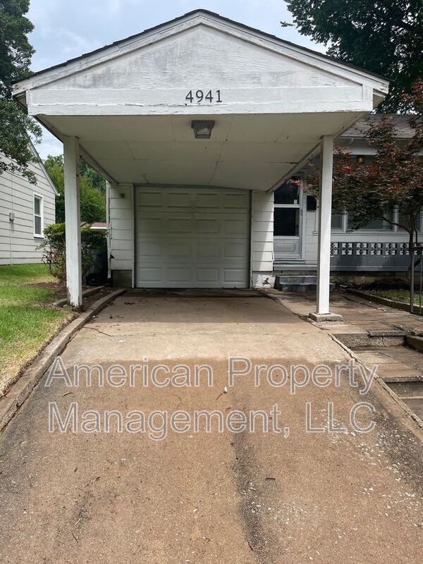 Building Photo - P2-1Q- 4941 S. Detroit Ave.