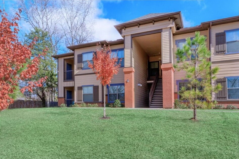 Madison Oaks Apartments - Madison Oaks Apartments