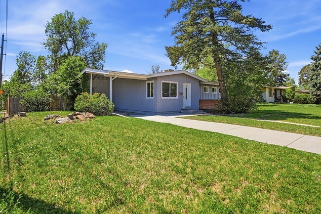 Photo - $2,640.95- 4 Bed, 2 Bath Home in Denver with Patio Space and In Unit Laundry!