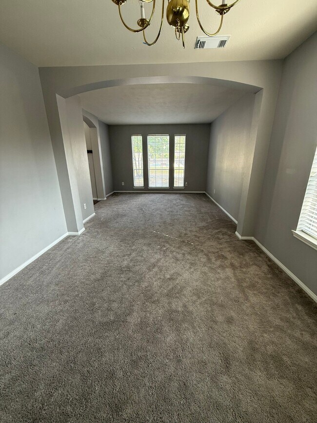 Photo - 25915 Drybrook Rd