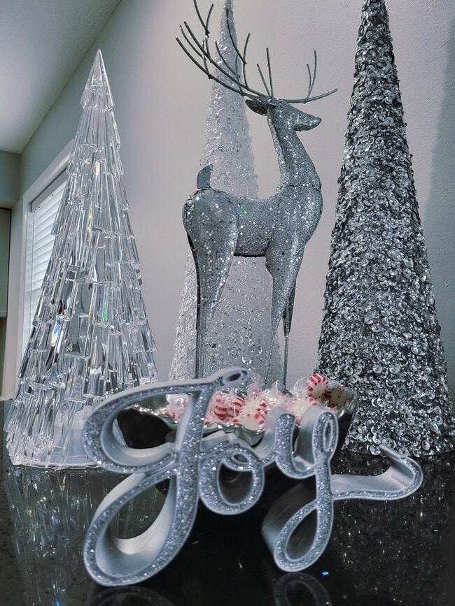 Photo - Fielding Court