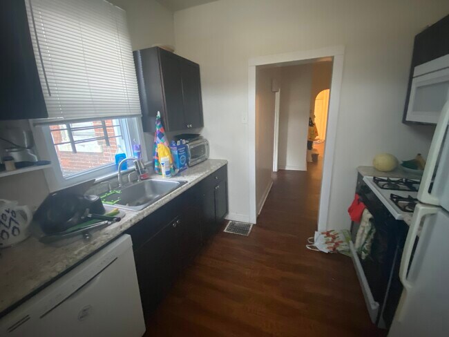 Kitchen - 16 Edith Pl