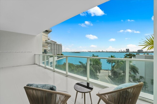 Photo - 2020 N Bayshore Dr Condominio Unidad 605