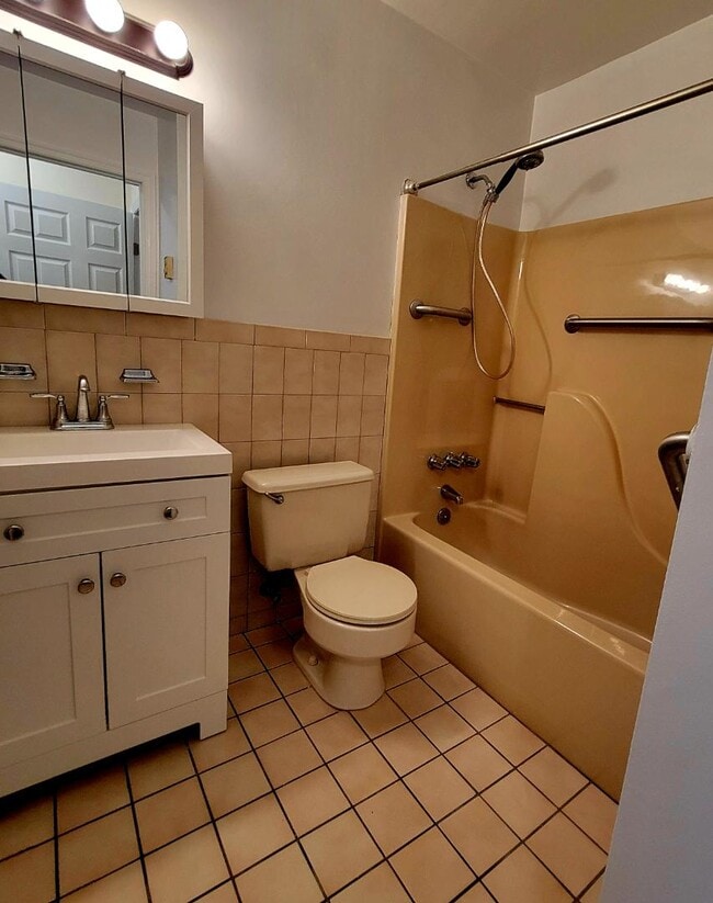 Photo - 50 Athens Ct