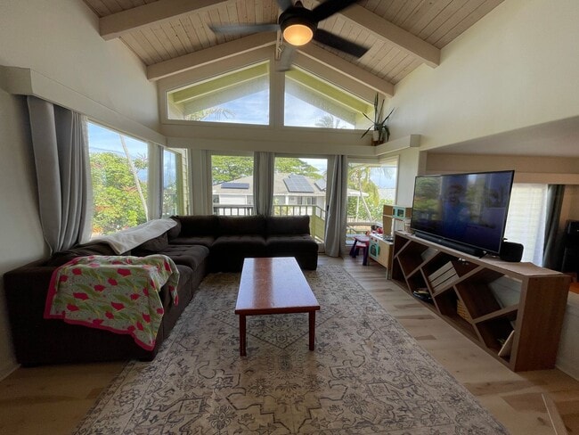 Two Bedroom + Loft/Two Bathroom Napili Tow... - Two Bedroom + Loft/Two Bathroom Napili Tow...