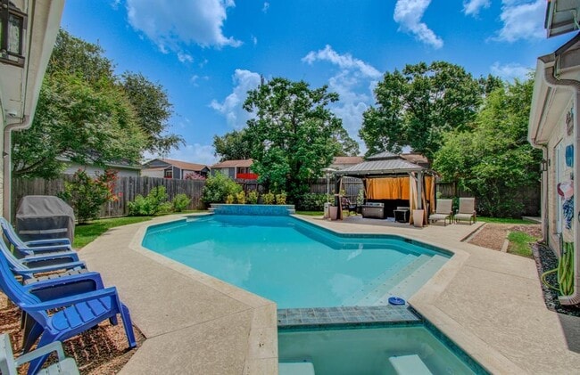 Photo - 11311 Chevy Chase Dr Casa
