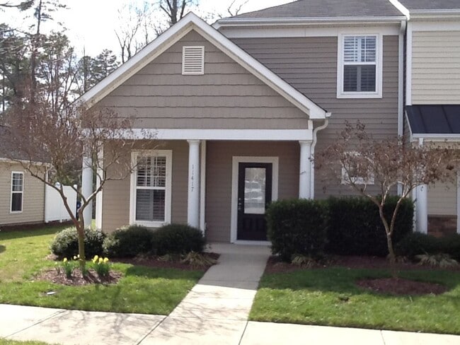 Building Photo - Mid-September Move-in Ready! Rental
