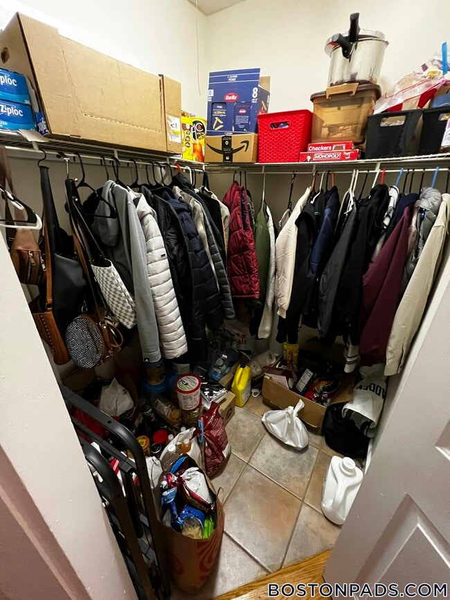 Photo - 520 Cambridge St Unidad 4