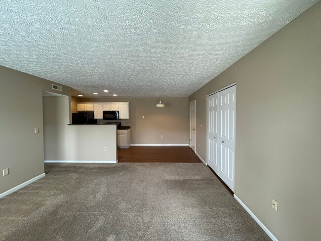 5558 Garden Ridge