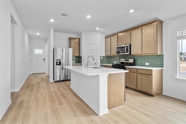 Photo - 496 El Capitan Lp