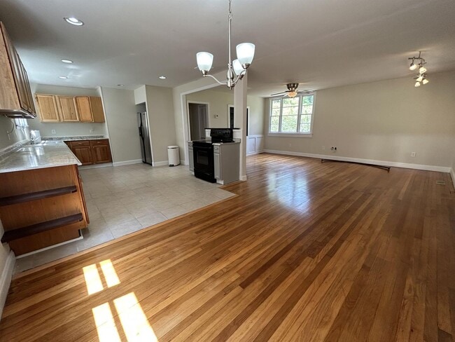 Photo - 297 Fife Dr