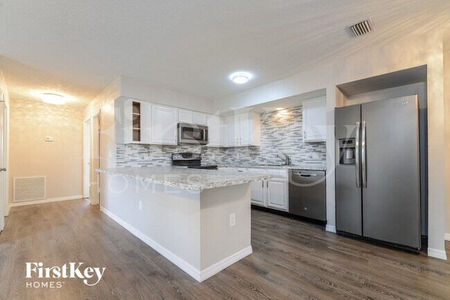 Photo - 3006 22nd Ave W