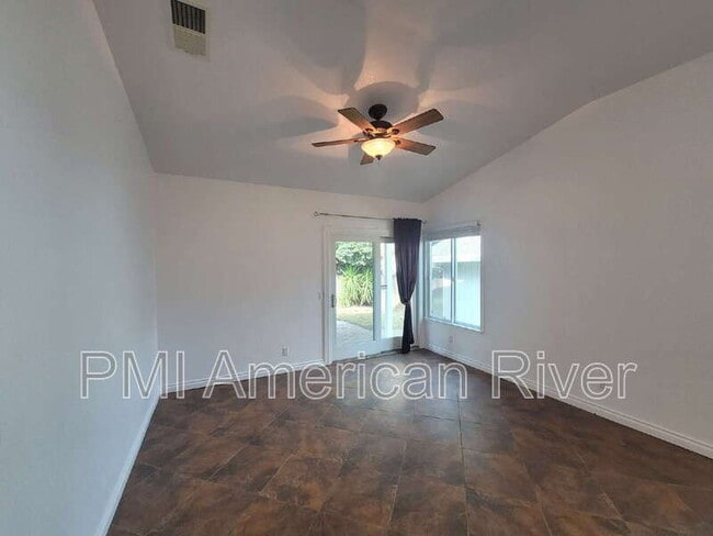 Photo - 3041 Wolfe Ct