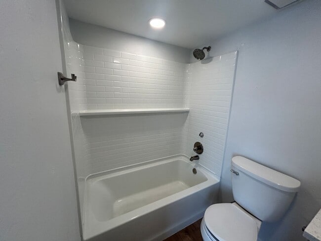 Photo - 4712 SE 5th Pl Unit 4712 SE 5 Place #201