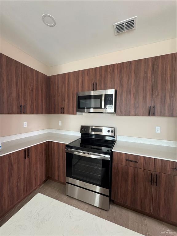 Photo - 16 W Driftwood St Unidad 1