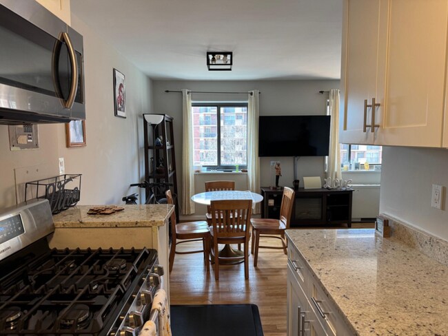 Photo - 1200 S Arlington Ridge Rd Unit 505