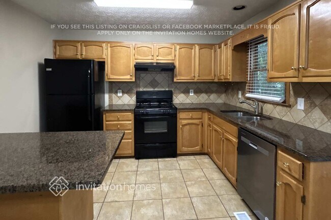 Photo - 83 Mill Pointe Pl