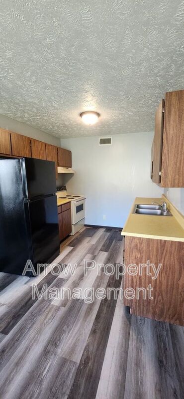828 E Street-105