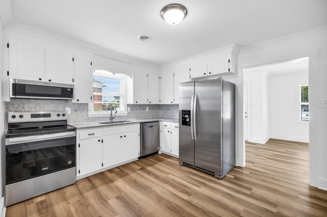 Kitchen / Living Room