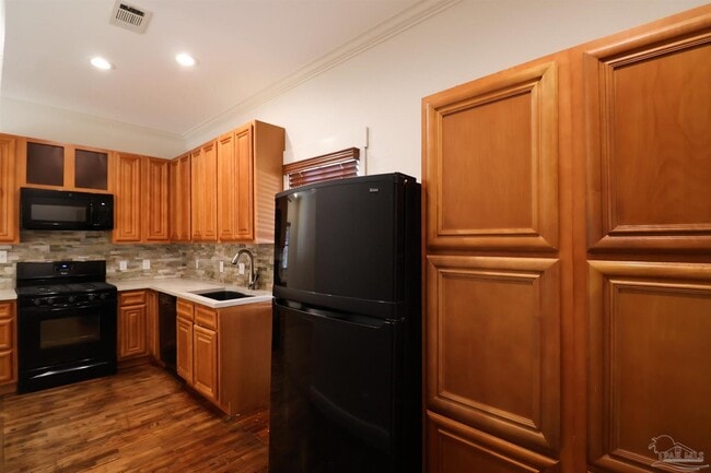 Photo - 422 N Davis Hwy