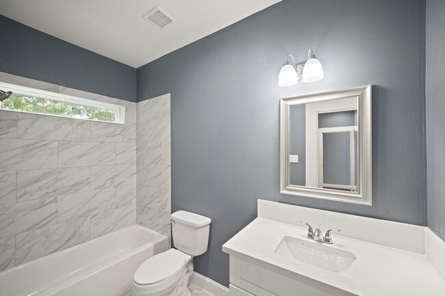 Photo - 2110 Oatfield Dr