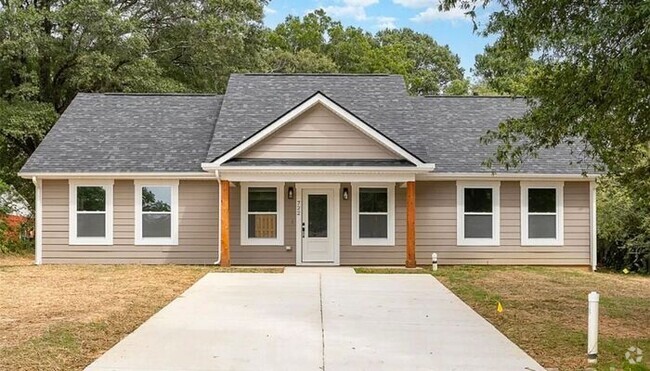 Building Photo - Charming BRAND NEW 3BR/2BA For Rent in Cha... Rental