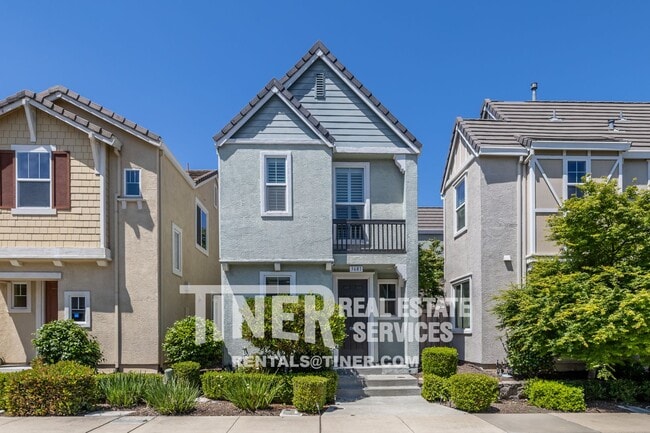 Building Photo - 3681 Tice Creek Way