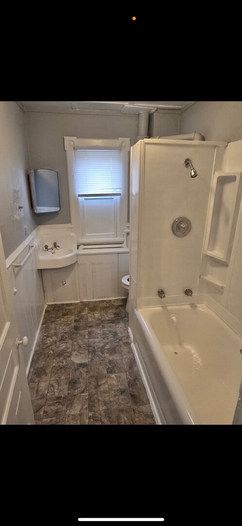 Photo - E 5th St Unidad 2349-U