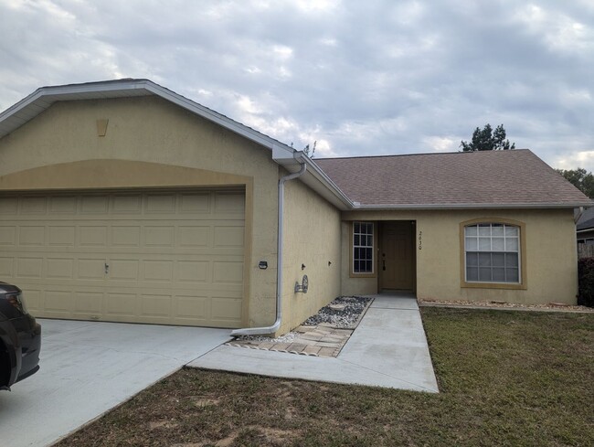 This house has a perfect floor plan with l... - This house has a perfect floor plan with l...