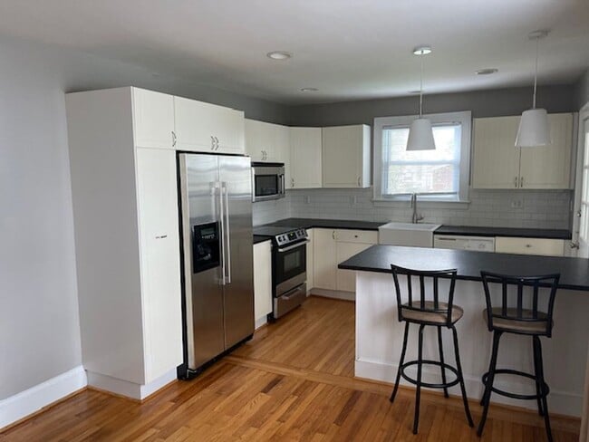 Photo - Coming Soon!! Lovely 2 Bedroom House Clo...