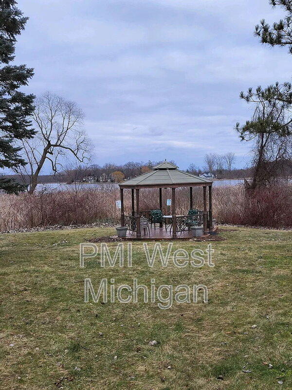 Photo - 5852 Shaw St Unit #1