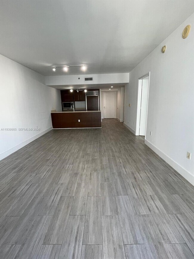 Photo - 475 Brickell Ave Unit 2014