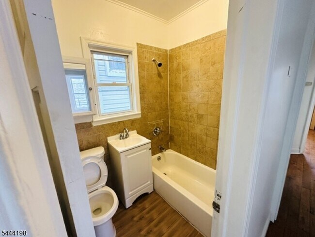 Photo - 78 Fern Ave