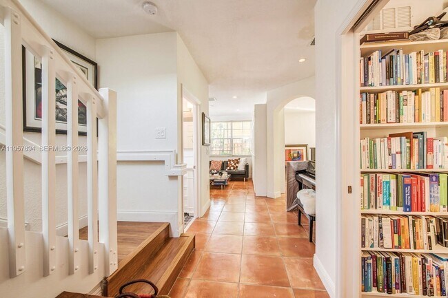 Photo - 9267 SW 227th St