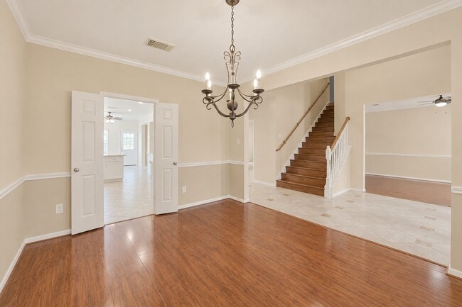 Photo - 2414 Falcon Knoll Ln