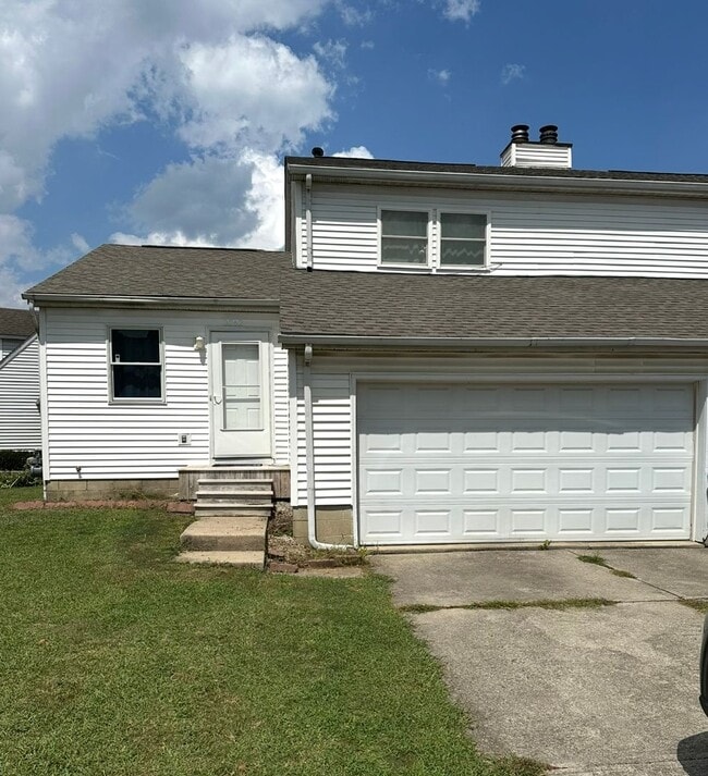 Building Photo - 3260-3262 Cairngorm Dr Unit 3262 Rental