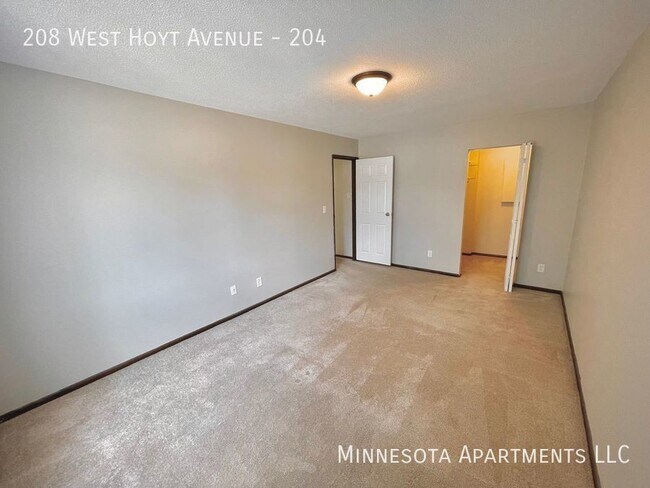 Photo - Recently Updated 1 Bedroom with Courtyard ... Unit 204