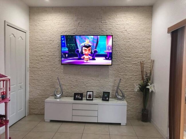 Photo - 16303 SW 44th Terrace