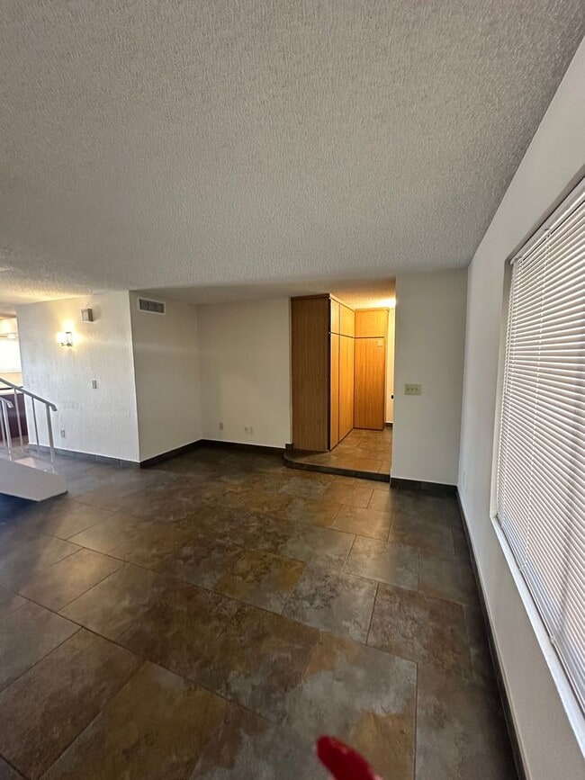 Photo - Stunning & Spacious 2 BR / 2.5 BA Townhome – Move-In Ready!