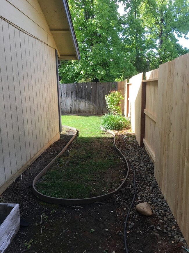 Photo - East Redding Duplex off Shasta View