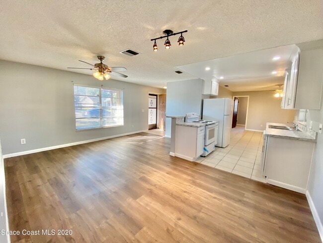 Photo - 1870 Player Cir S