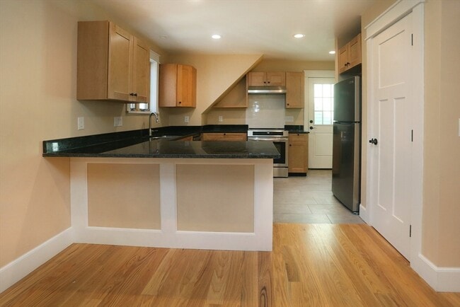 Photo - 12 Warren Ave Unit B