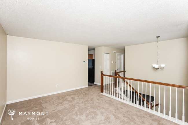Photo - 225 Orchard Hill Dr