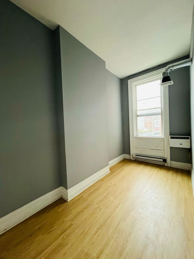 Photo - 2 Bed - 1 Bath Beautiful Apartment in Center Square, Albany. Unit Apt #1