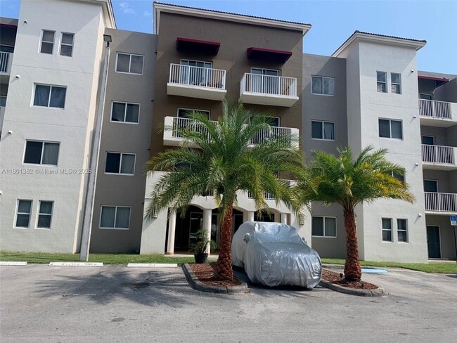 Building Photo - 11050 SW 196th St Unit 110 Rental