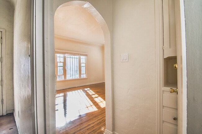 Photo - 367 N Curson Ave